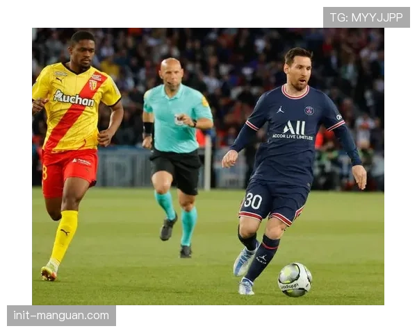 巴黎圣日耳曼2-0里昂,提前三轮卫冕法甲冠军 巴黎圣日耳曼2-0里昂,提前三轮卫冕法甲冠军